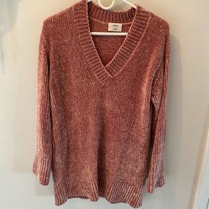 Beautiful and comfy Wilfred Sweater